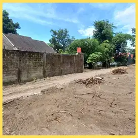 Tanah Jogja Area Kampus UII Kaliuarang SHM Pekarangan