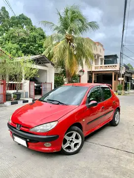 Peugeot 206 Automatic Tahun 2004