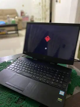 HP OMEN 15 Core i7 9750H RTX 2060 RAM 16 SSD 512 RGB 144Hz