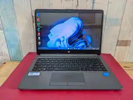 Hp 240 G8 Notebook PC Ram 8 GB SSD 128GB