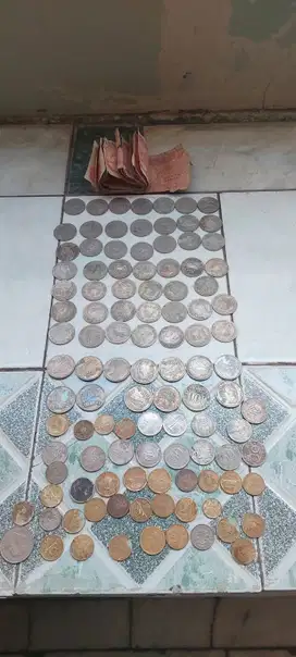 Kalo ada yang minat uang lama ...blh chat..