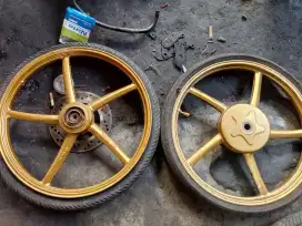 Velg rcb ring 17