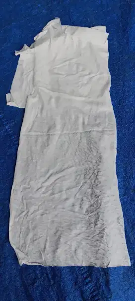 Kain majun putih lembaran