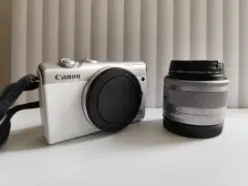 Canon EOS M200 Mirrorless Camera