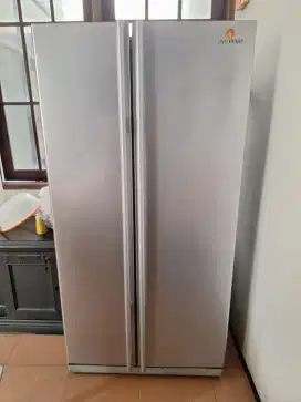 Kulkas Samsung RS20NRPS mulus