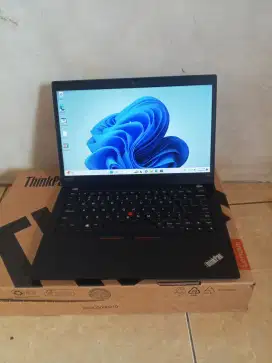 Lenovo Thinkpad X390  touchscreen FullHD