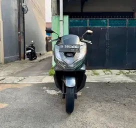 Honda PCX 160 CBS ISS Keyless MULUSSS Pajak Hidup Panjang