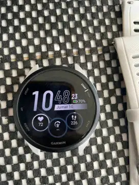 Jam tangan garmin
