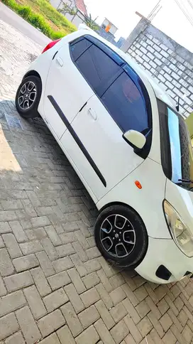 Hyundai i10 2011 Bensin