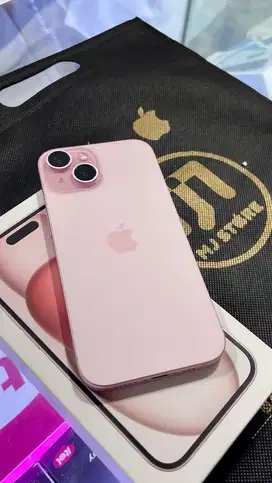 iPhone 15 Plus 256 gb iBox bh 98% garansi aktif sampai maret 2026