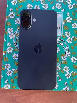 Iphone 16 plush black 128 gb