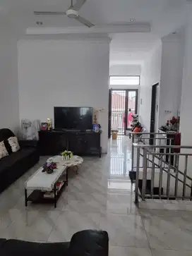 DIJUAL RUMAH BAGUNAN BARU DI KELAPA GADING-JAKARTA UTARA