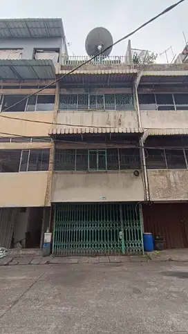Dijual Ruko 4 Lantai Cocok Untuk Gudang atau Konveksi 4,2 m x 15 m