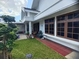 RUMAH DHARMA HUSADA INDAH BARAT KERTAJAYA MANYAR SURABAYA TIMUR