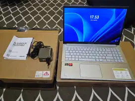 Asus Vivobook Go 15 Oled 8/512