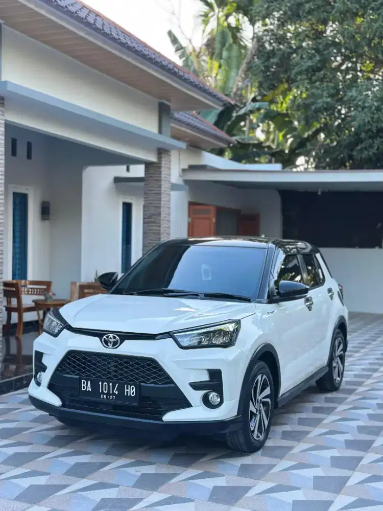 Raize G 1.0 Turbo Two Tone