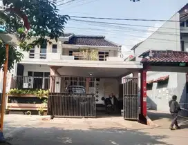 Dijual Rumah 2 lantai di Kawasan Sarijadi, Bandung