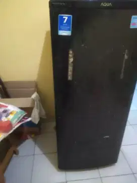 Kulkas freezer Aqua