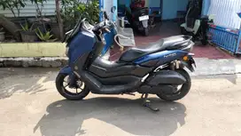 Yamaha Nmax 2021 biru