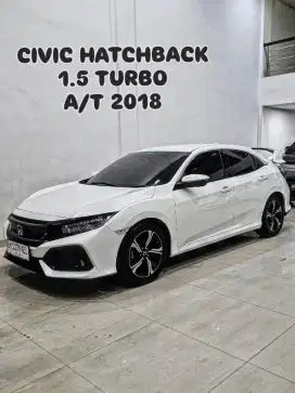 (TDP 29JT) CIVIC HATCHBACK 1.5 Turbo CVT 2018 / 2019 putih honda