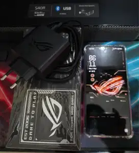 Hp/ Handphone Asus Rog Phone 8 Komplit mulus