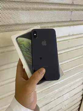 iphone xs 64 GB inter