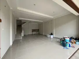 Ruko 2.5 lantai Poris Indah, cocok untuk semua jenis usaha, bisa KPE