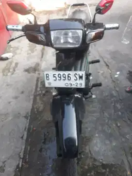 Di jual honda astrea grand thn 1994