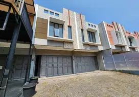 2 Unit Ruko Rendeng Caringin Bandung Bagus Siap Pakai