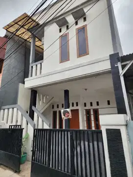 Rumah Kost prospek investasi di Duren Sawit Jakarta Timur