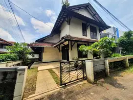 DIJUAL RUMAH BANYUMANIK,  3 MENIT KE PINTU TOL TEMBALANG  SEMARANG
