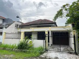 Disewakan Rumah 1 Lantai Siap Huni Klampis Surabaya Timur