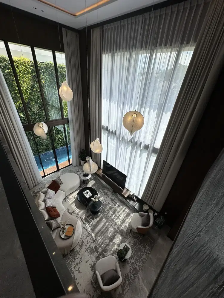 BOOKING SEKARANG! Rumah Mewah 2 Lantai di Kawasan Premium