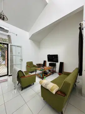 [For Rent] Disewakan Rumah di Dalam Townhouse Kemang Timur