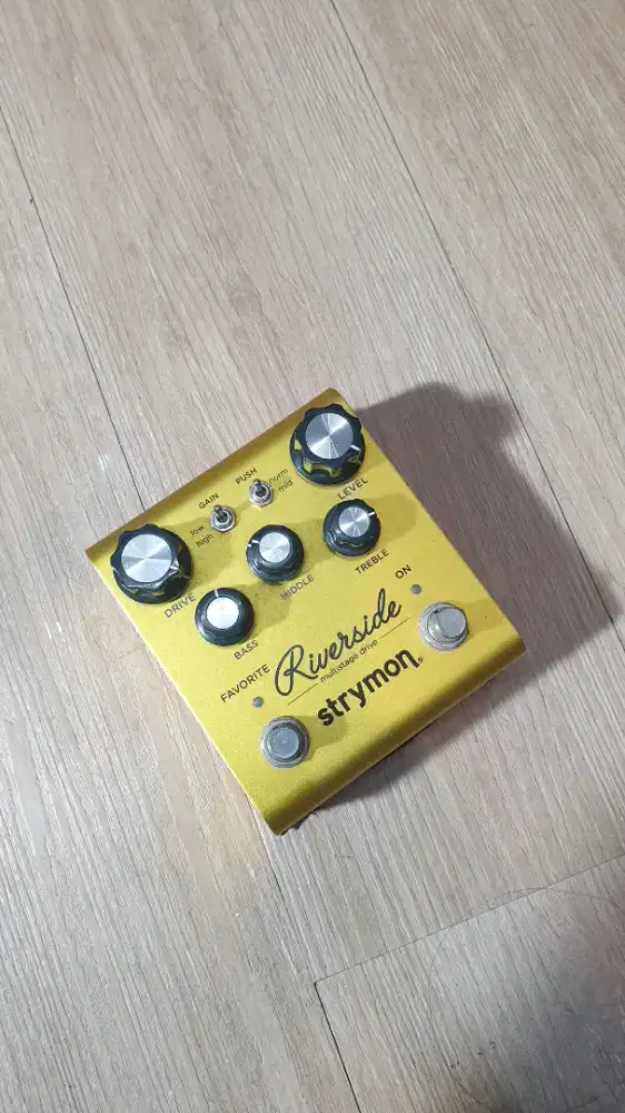 Strymon Riverside Efek Gitar Drive Second Good Condition Mulus