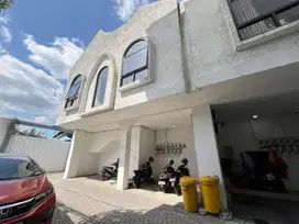 KOS MEWAH FULL FURNISHED DEKAT TUGU JOGJA