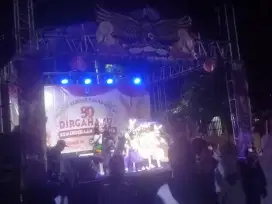 MENYEWAKAN alat pesta ,,