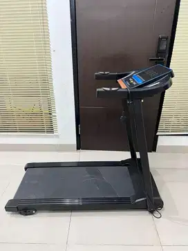 TREADMILL ELEKTRIK LIPAT