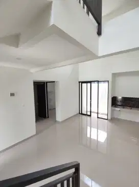 (FAST SALE) RUMAH SETIABUDI REGENCY, BANDUNG, TERMURAH, AREA ATAS