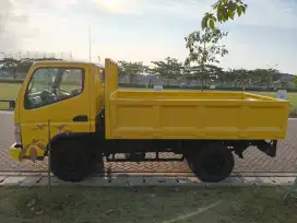 Mitsubishi FE71 2013 km rendah