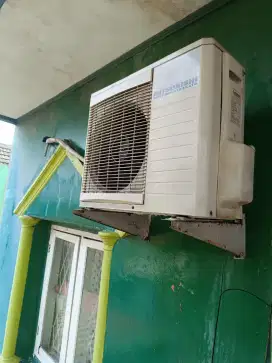 Service AC bongkar pasang AC tukang AC panggilan isi freon AC