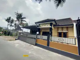 Dikontrakkan Rumah di Seputaran Jln Kaliurang Km 9,5 Utara Kampus UGM