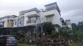 Rumah di jual di pondok hijau golf gading serpong