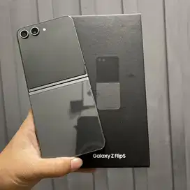 Samsung galaxy z flip 5 5G 256gb sein siap pakai