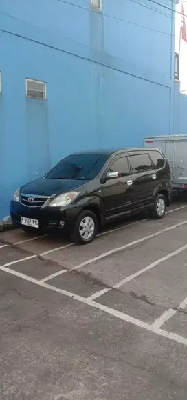 Toyota Avanza 2010 Bensin