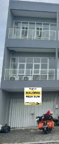 Jual/sewa Ruko 3 lt  Dian Istana Wiyung