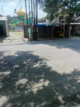 TANAH POROS JALAN RAYA TERUSAN SULFAT MALANG
