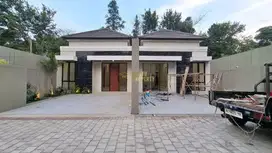 RUMAH SIAP HUNI, 4 KAMAR TIDUR DI NGAGLIK, SLEMAN