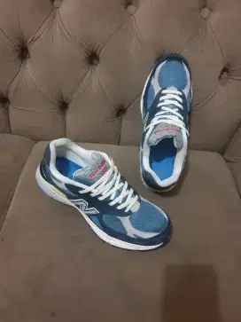 Mulus.authentic sepatu NB snakers size 44