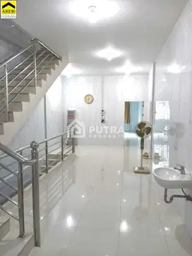 DIJUAL RUMAH LOKASI STRATEGIS DI KOMPLEK ASIAA MEGA MAS